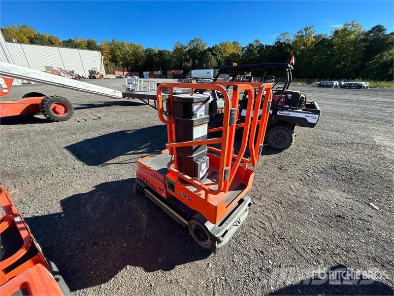 JLG 10MSP Vertical Mast Lift Used Personnel lifts and access elevators
