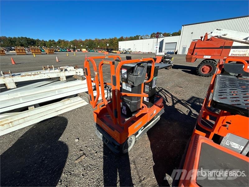 JLG 10MSP Vertical Mast Lift Used Personnel lifts and access elevators