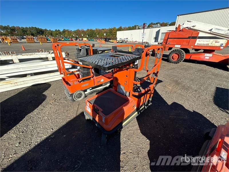 JLG 10MSP Vertical Mast Lift Used Personnel lifts and access elevators