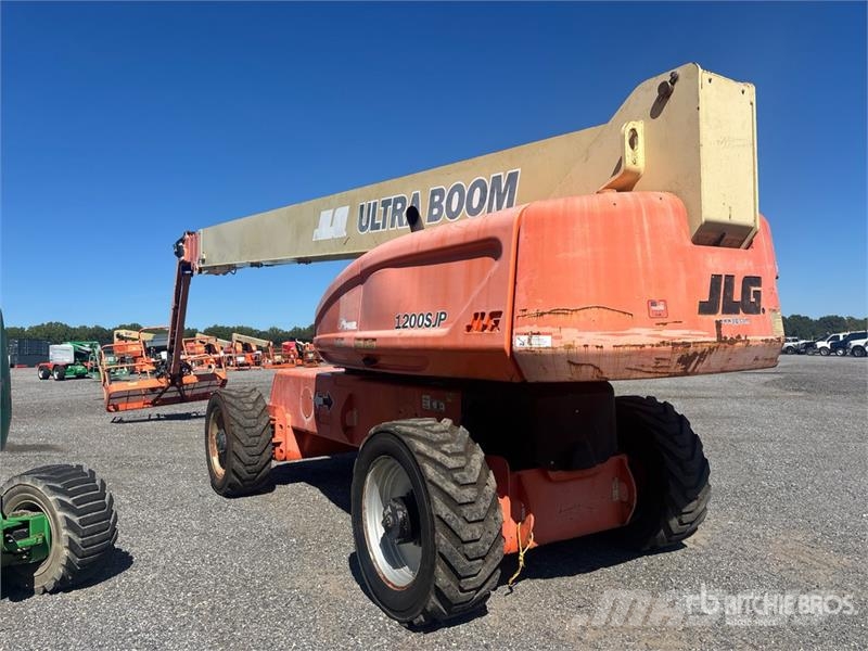 JLG 1200SJP 4WD Diesel Telescopic Boom Lift Telescopic boom lifts