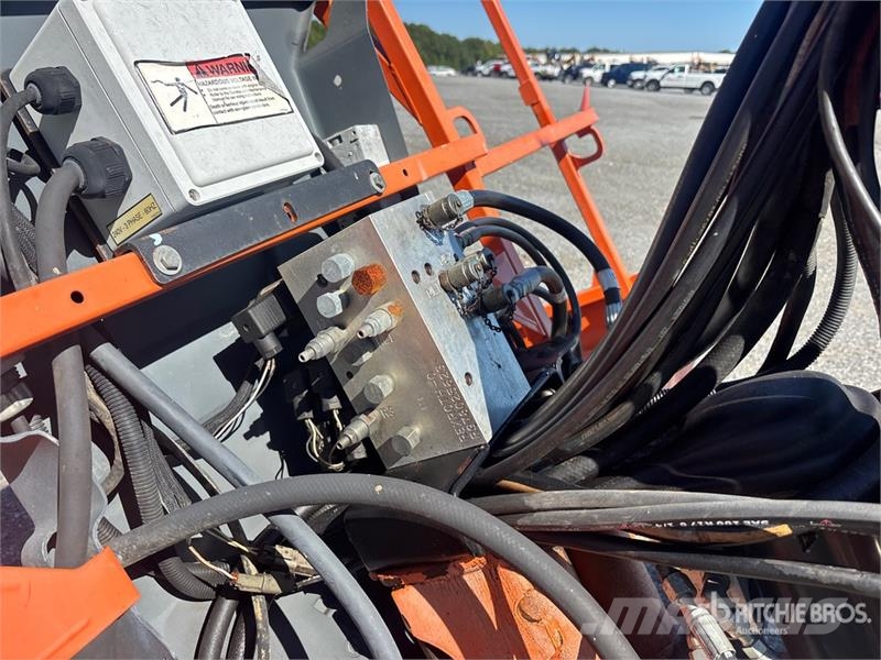 JLG 1200SJP 4WD Diesel Telescopic Boom Lift Telescopic boom lifts