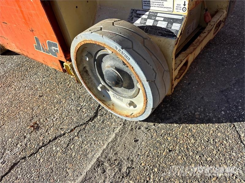 JLG 1230ES Vertical Mast Lift (Inoperable) Henkilönostimet ja nostolaitteet