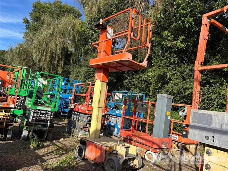 JLG 1230ES Vertical Mast Lift Vertikalne radne podizne platforme