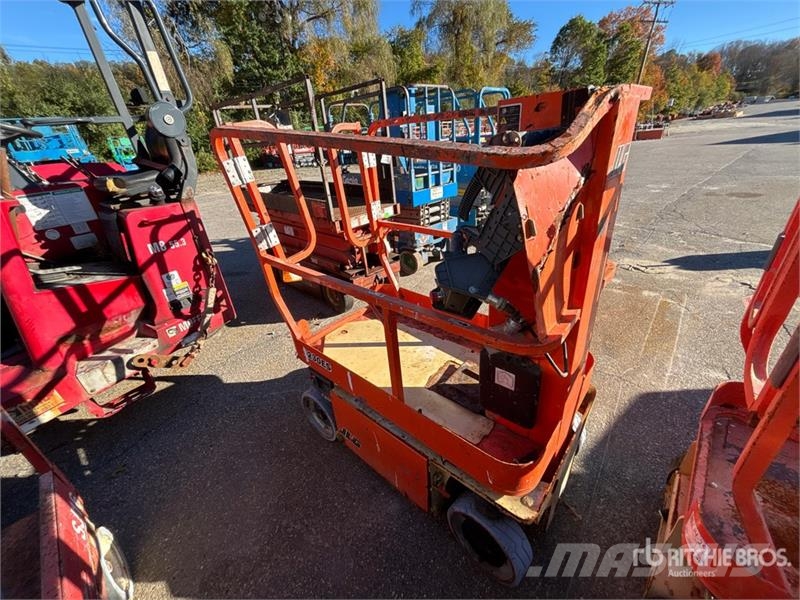 JLG 1230ES Vertical Mast Lift (Inoperable) Henkilönostimet ja nostolaitteet