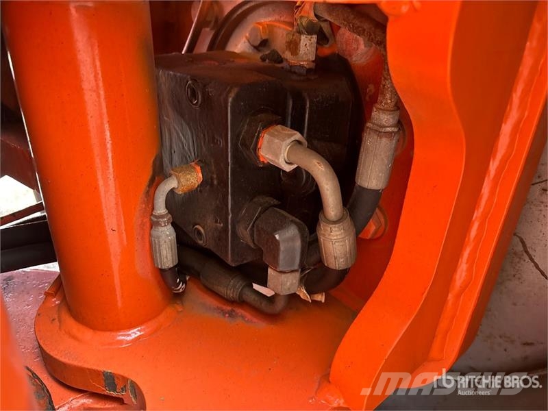 JLG 1250AJP 4WD Diesel Articulating Boom Lift - Factor 관절형 전동이동 리프트