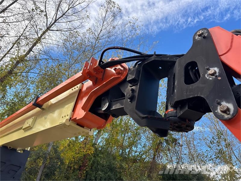 JLG 1250AJP 4WD Diesel Articulating Boom Lift - Factor 관절형 전동이동 리프트