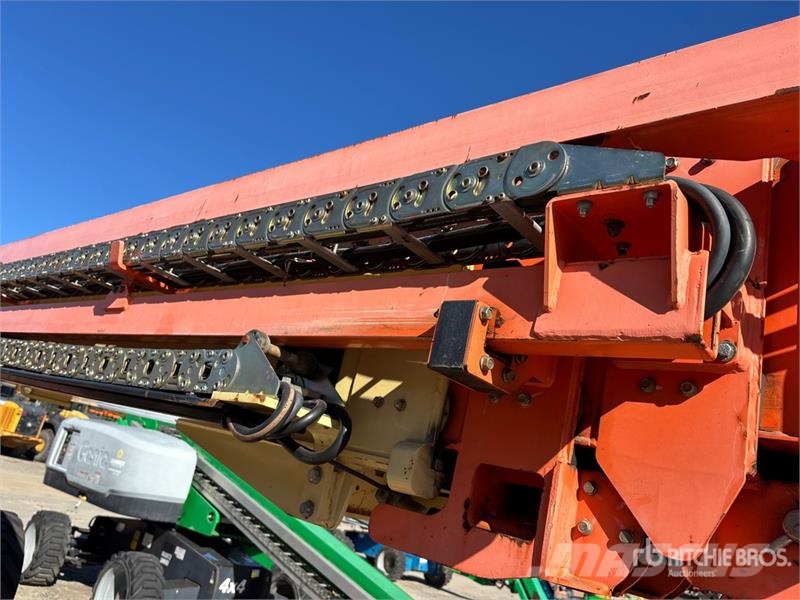 JLG 1350SJP 4WD Diesel Telescopic Boom Lift - Factory Plataformas con brazo de elevación telescópico