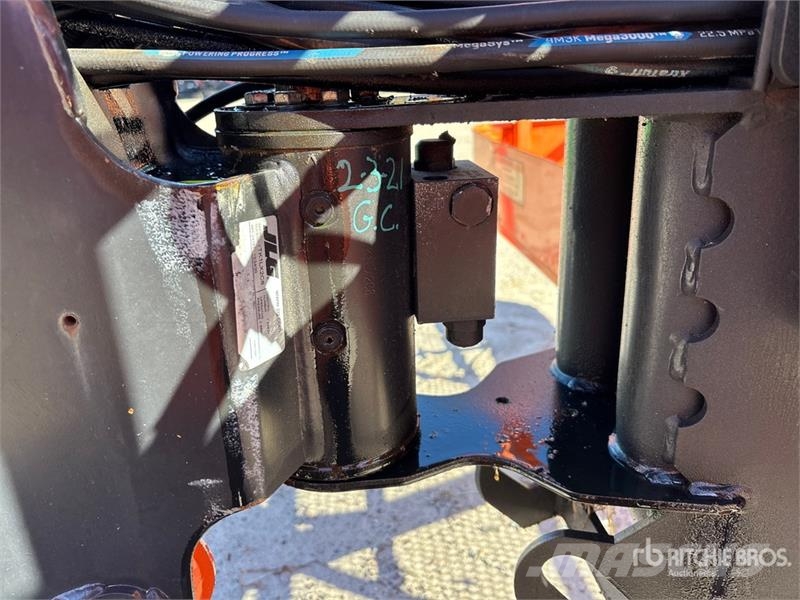 JLG 1350SJP 4WD Diesel Telescopic Boom Lift - Factory Plataformas con brazo de elevación telescópico