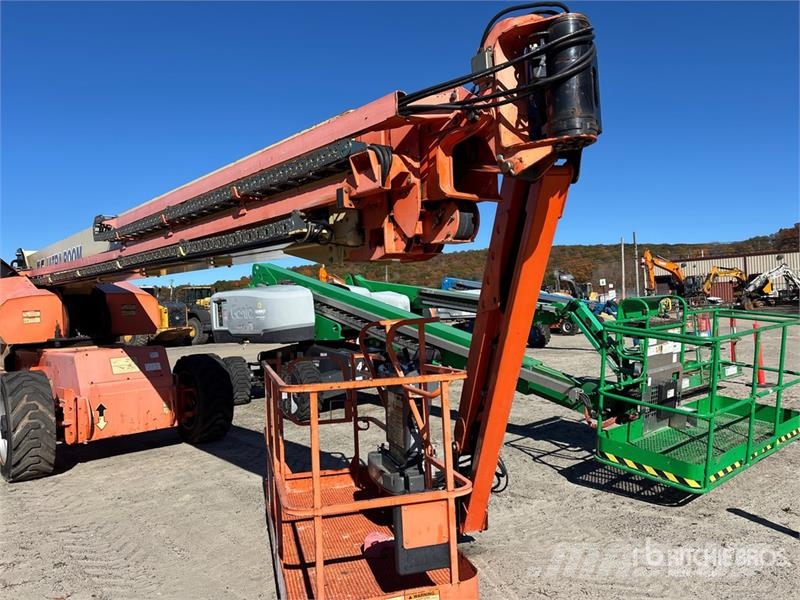 JLG 1350SJP 4WD Diesel Telescopic Boom Lift - Factory Plataformas con brazo de elevación telescópico