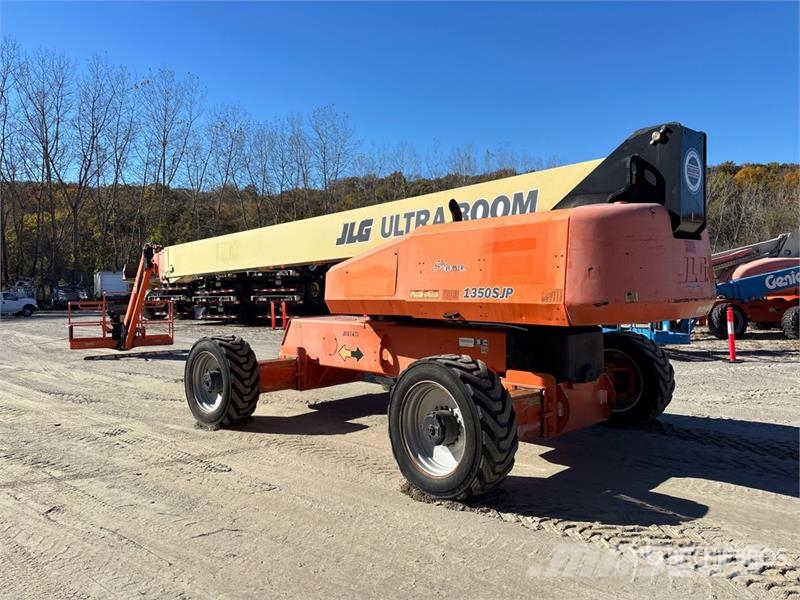 JLG 1350SJP 4WD Diesel Telescopic Boom Lift - Factory Plataformas con brazo de elevación telescópico