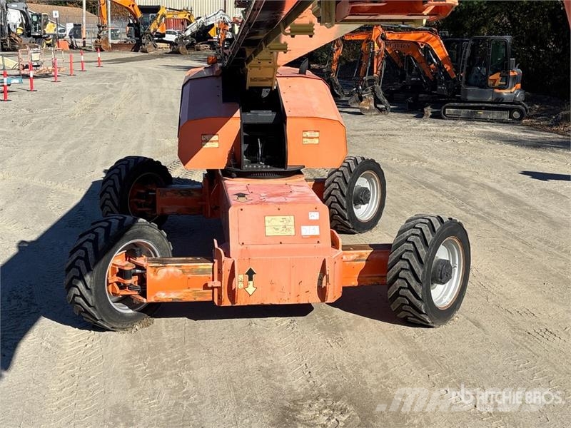JLG 1350SJP 4WD Diesel Telescopic Boom Lift - Factory Plataformas con brazo de elevación telescópico