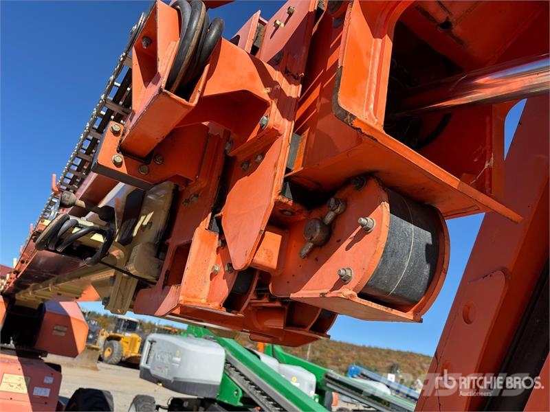 JLG 1350SJP 4WD Diesel Telescopic Boom Lift - Factory Plataformas con brazo de elevación telescópico
