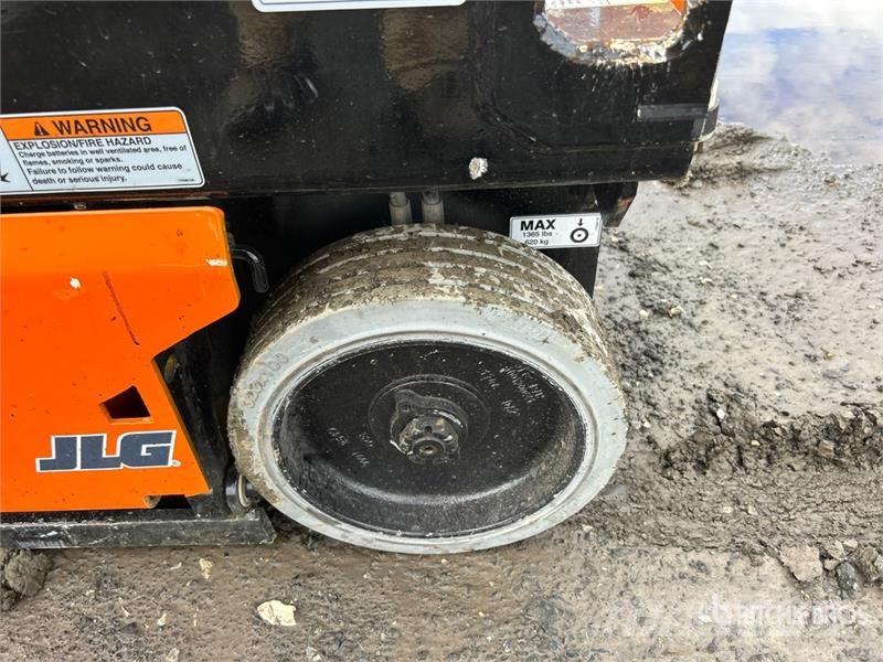 JLG 1932R Electric Scissor Lift Saksilavat
