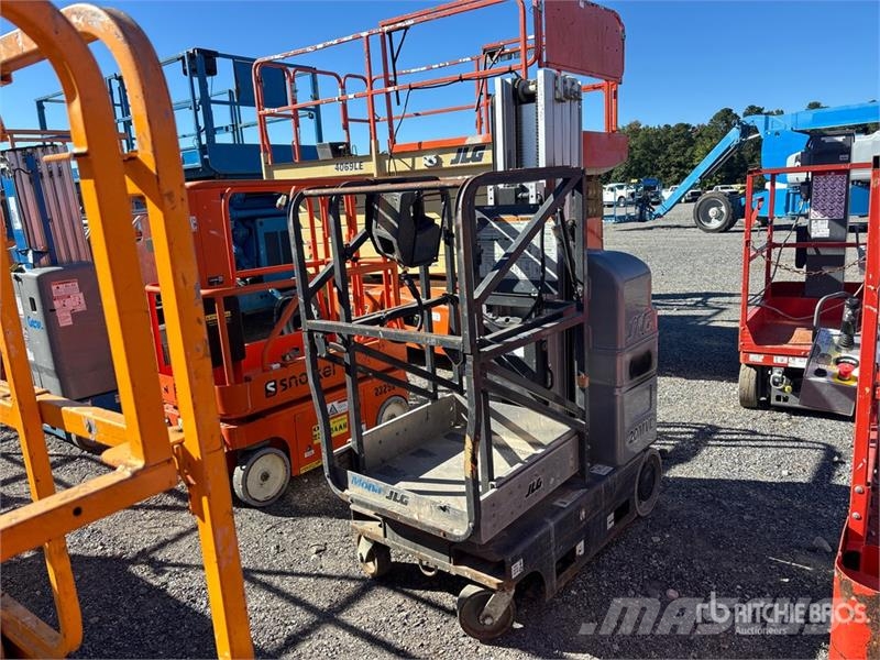 JLG 20MVL Vertical Mast Lift رافعات السارية الرأسية