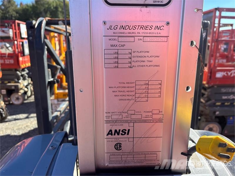 JLG 20MVL Vertical Mast Lift رافعات السارية الرأسية
