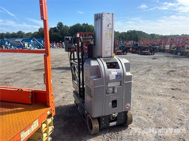 JLG 20MVL Vertical Mast Lift Vertikalna dvigala