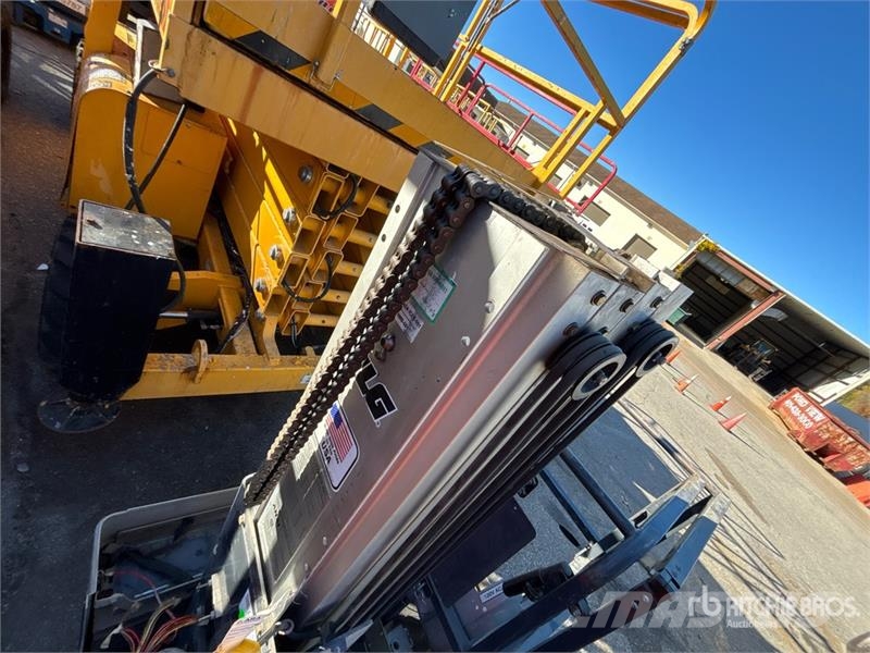 JLG 20MVL Vertical Mast Lift (Inoperable) 垂直昇降型リフト