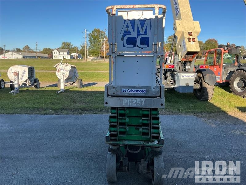 JLG 2630ES Electric Scissor Lift Makazaste platforme