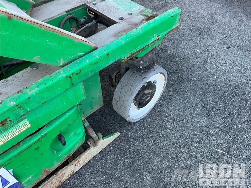 JLG 2630ES Electric Scissor Lift Makazaste platforme