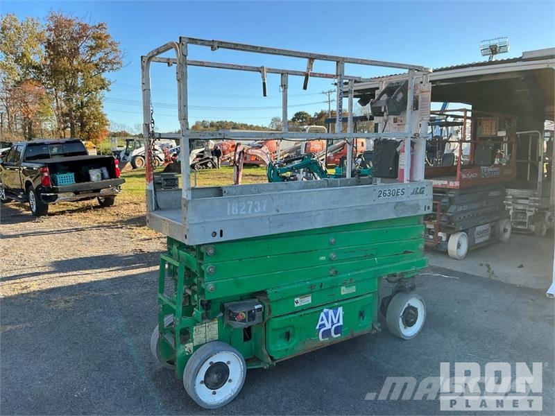 JLG 2630ES Electric Scissor Lift Makazaste platforme