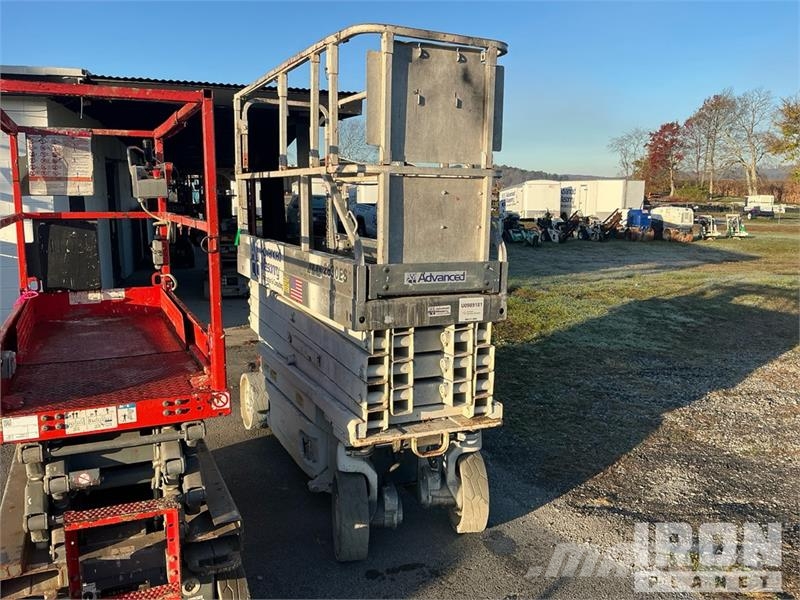 JLG 2630ES Electric Scissor Lift Plataformas tijera