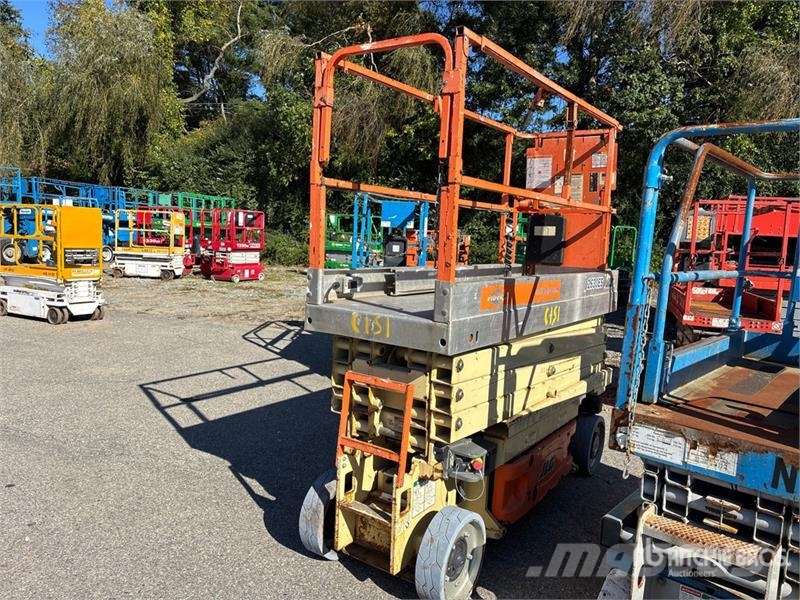 JLG 2630ES Electric Scissor Lift Scissor lifts