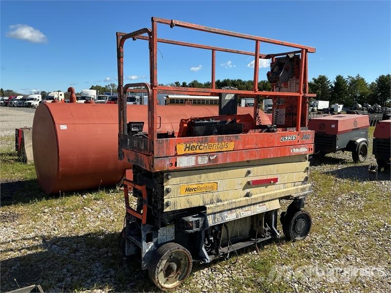 JLG 2632ES Electric Scissor Lift (Inoperable) Piattaforme a pantografo