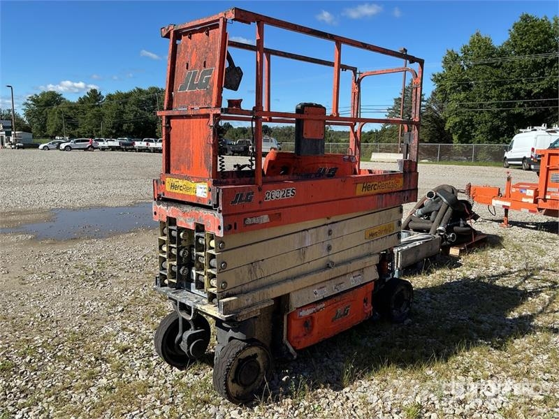 JLG 2632ES Electric Scissor Lift (Inoperable) Piattaforme a pantografo