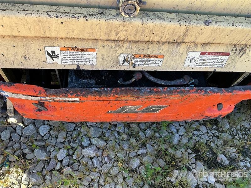 JLG 2632ES Electric Scissor Lift (Inoperable) Piattaforme a pantografo
