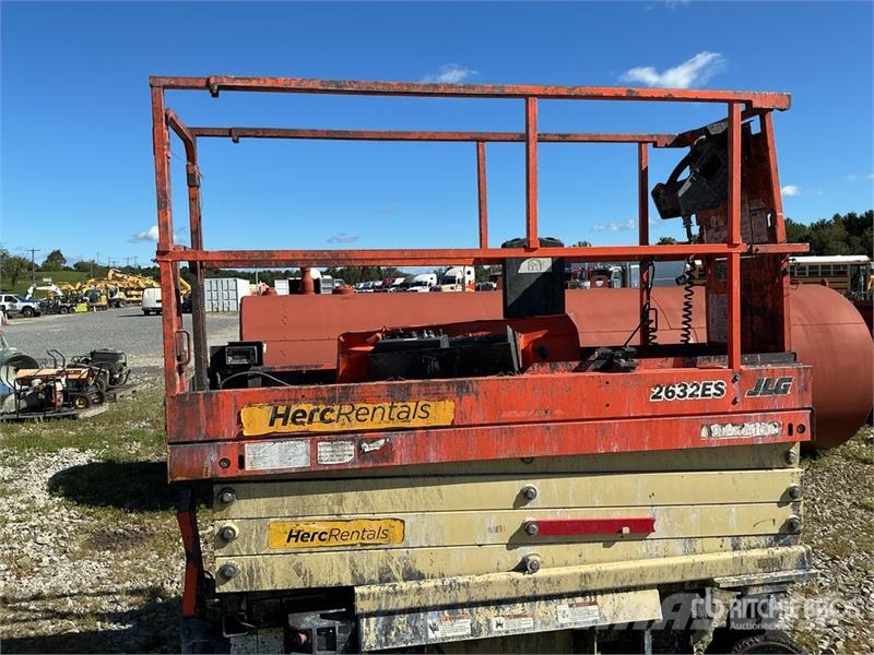 JLG 2632ES Electric Scissor Lift (Inoperable) Piattaforme a pantografo