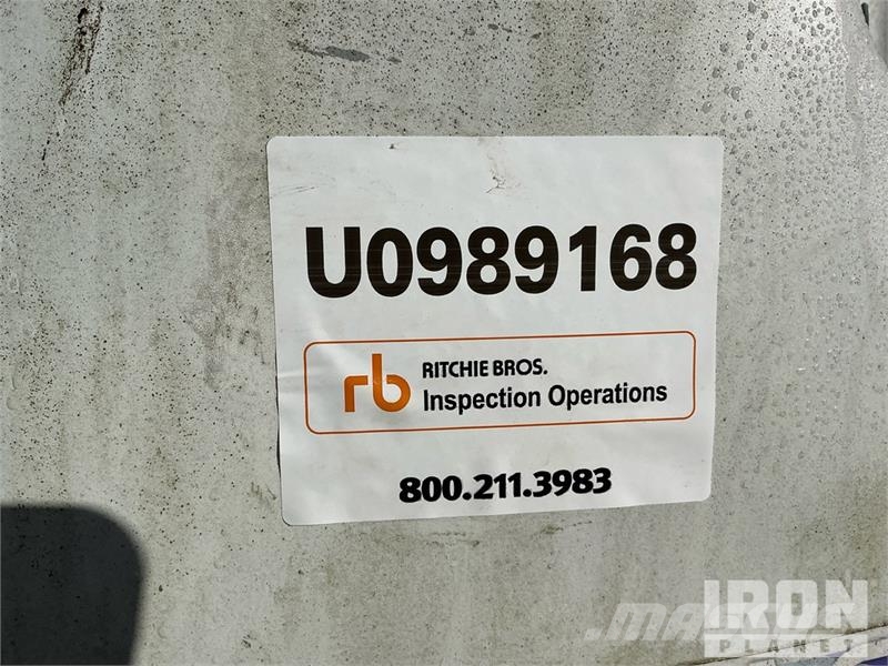 JLG 450A Series II 4WD Dual Fuel Articulating Boom Lif Kuukulkijat
