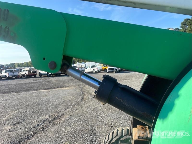 JLG 450A Series II 4WD Dual Fuel Articulating Boom Lif Nacelles articulées