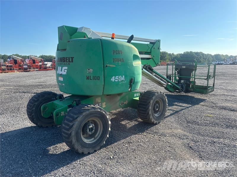 JLG 450A Series II 4WD Dual Fuel Articulating Boom Lif Nacelles articulées