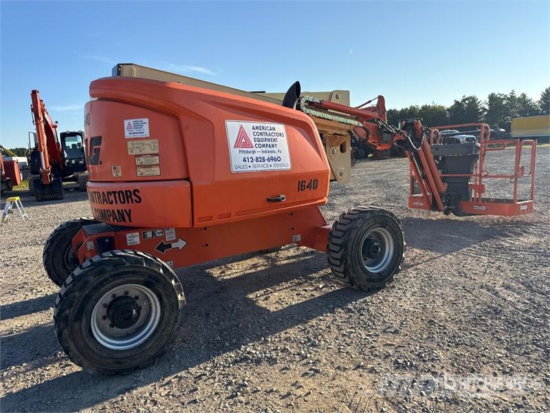 JLG 450AJ 4WD Diesel Articulating Boom Lift Piattaforme a braccio articolato