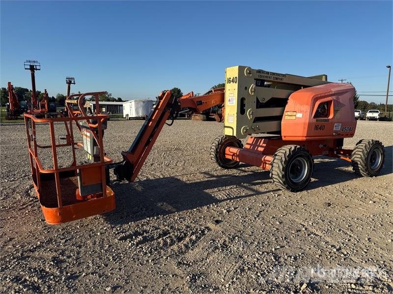 JLG 450AJ 4WD Diesel Articulating Boom Lift Piattaforme a braccio articolato