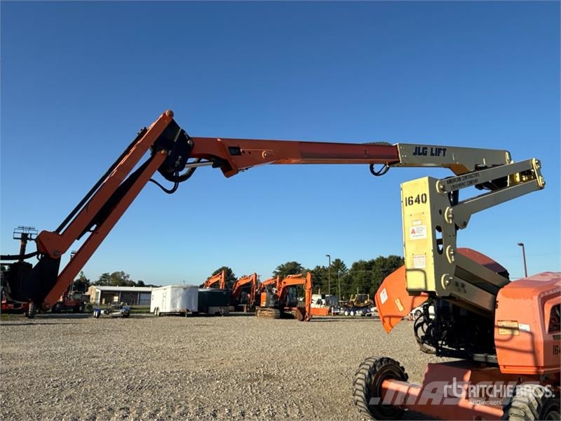 JLG 450AJ 4WD Diesel Articulating Boom Lift Piattaforme a braccio articolato