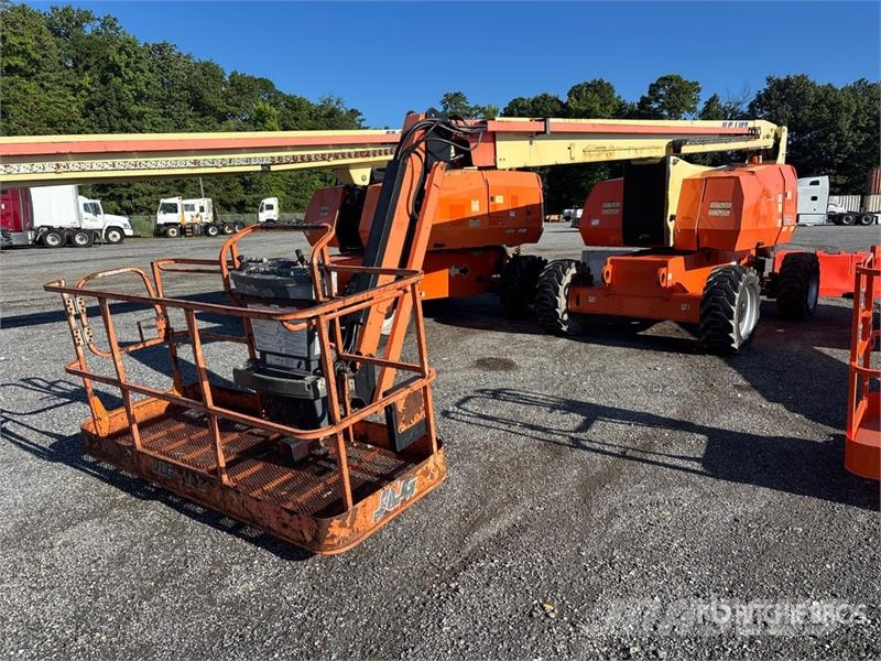 JLG 800 AJ 4WD Diesel Articulating Boom Lift (Inoperab Bomlifte med knækarm