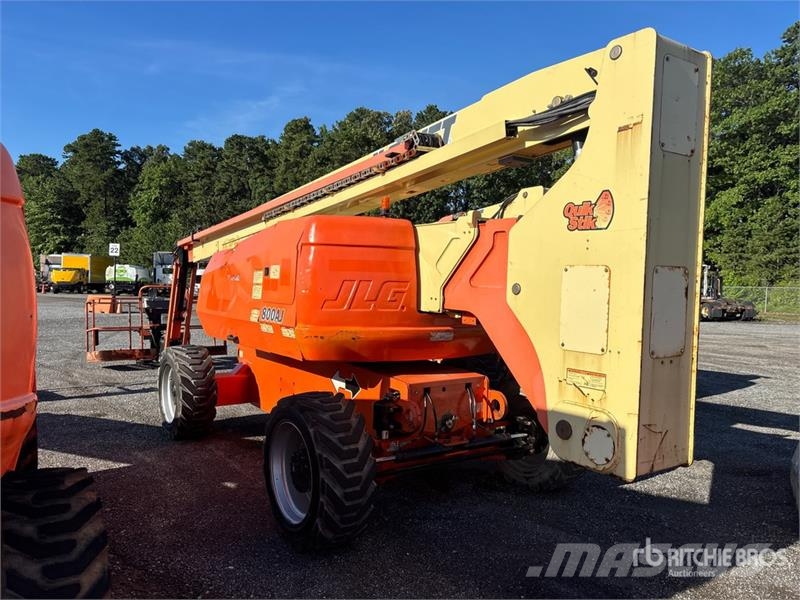 JLG 800 AJ 4WD Diesel Articulating Boom Lift (Inoperab Bomlifte med knækarm