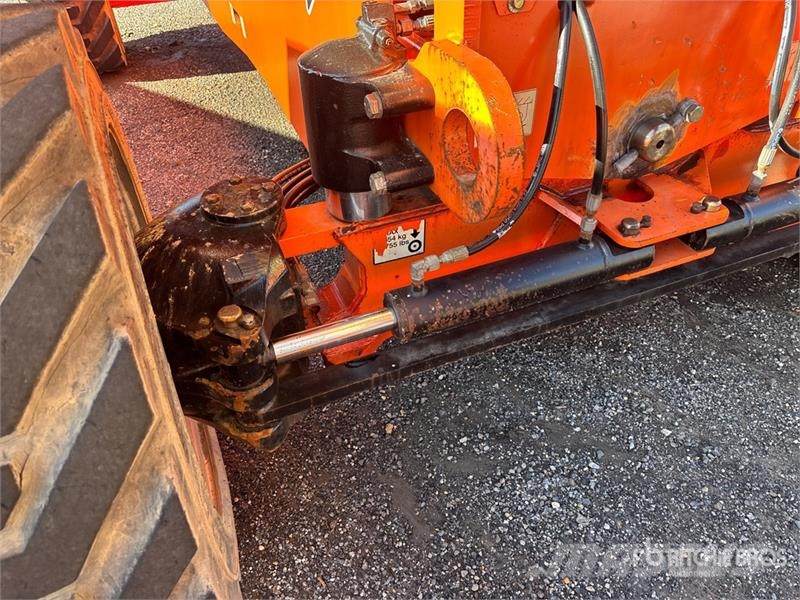 JLG 800 AJ 4WD Diesel Articulating Boom Lift (Inoperab Bomlifte med knækarm