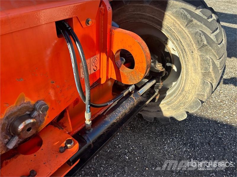 JLG 800 AJ 4WD Diesel Articulating Boom Lift (Inoperab Bomlifte med knækarm