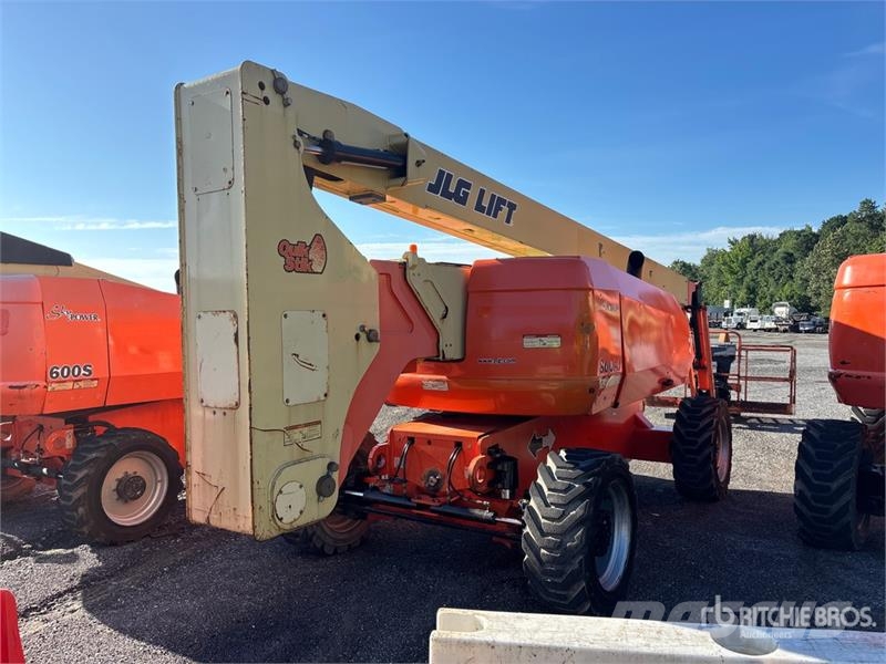 JLG 800 AJ 4WD Diesel Articulating Boom Lift (Inoperab Bomlifte med knækarm