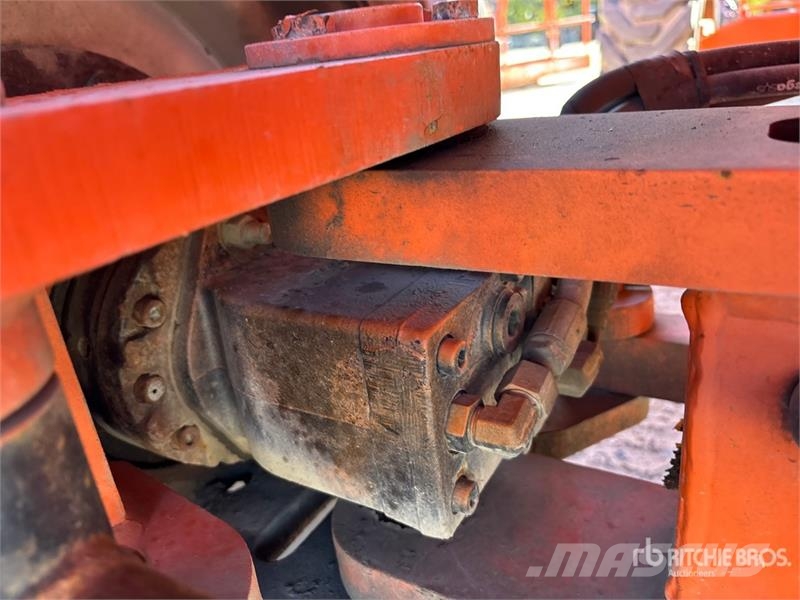 JLG 800S 4WD Diesel Telescopic Boom Lift - Factory Rec Plataformas con brazo de elevación telescópico