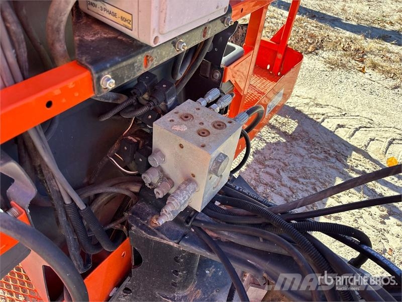 JLG 800S 4WD Diesel Telescopic Boom Lift - Factory Rec Plataformas con brazo de elevación telescópico