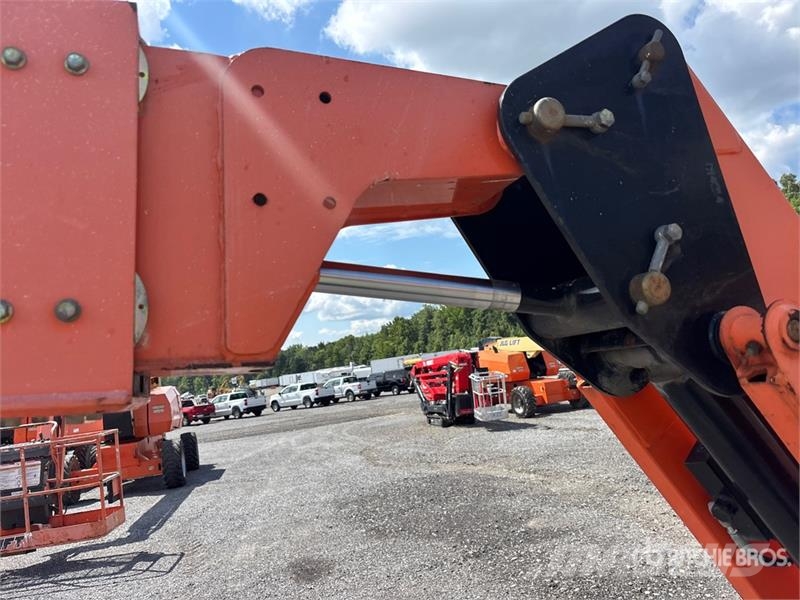 JLG 860SJ 4WD Diesel Telescopic Boom Lift Teleskopiniai keltuvai