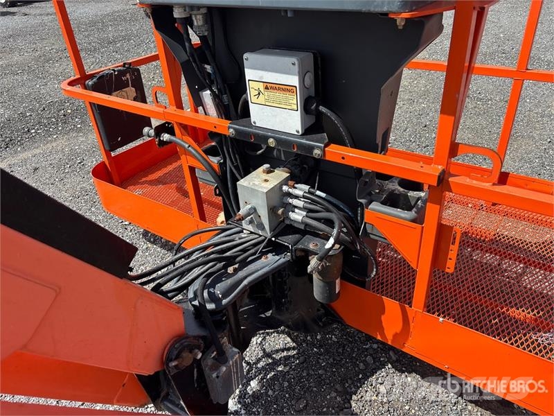 JLG 860SJ 4WD Diesel Telescopic Boom Lift Teleskopiniai keltuvai