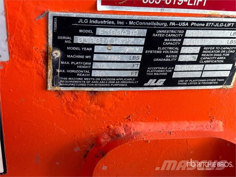 JLG E300 AJP 2WD Electric Articulating Boom Lift (Inop Zglobne dvižne ploščadi