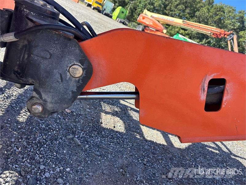JLG E400AN 2WD Electric Articulating Boom Lift Strēles pacēlāji