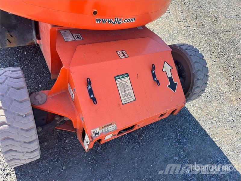 JLG E400AN 2WD Electric Articulating Boom Lift Strēles pacēlāji