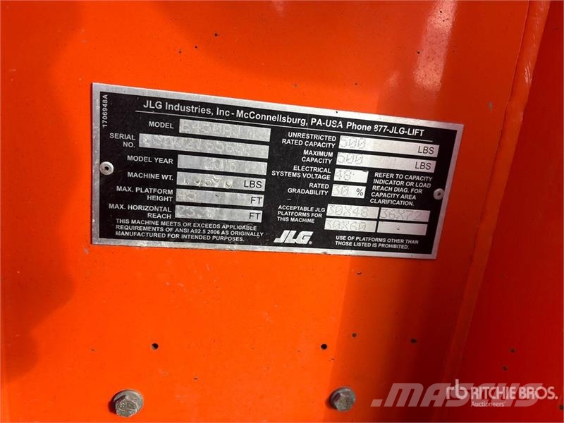 JLG E450AJ Electric Articulating Boom Lift 曲臂高空作業車