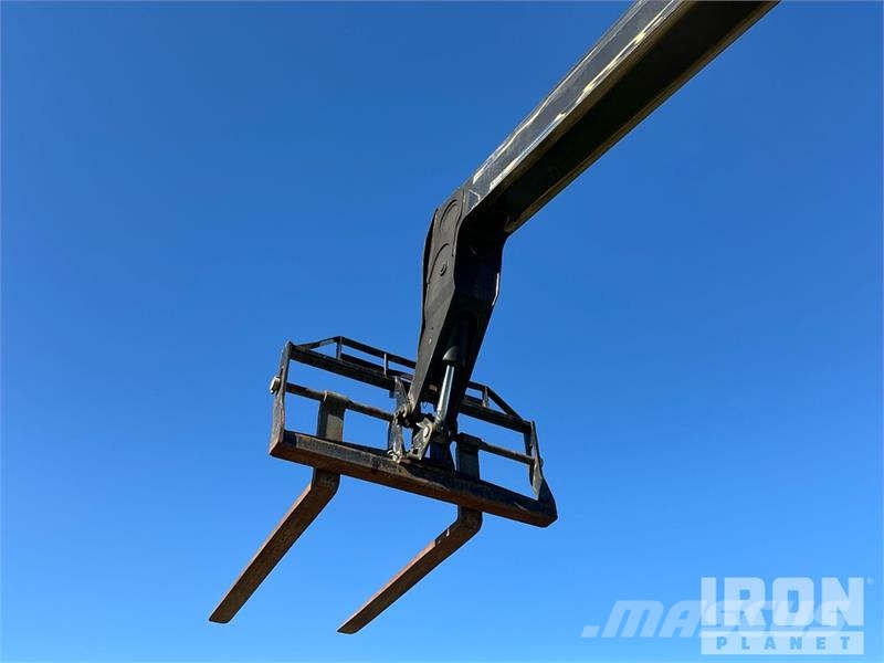 JLG G12-55A Kurottajat